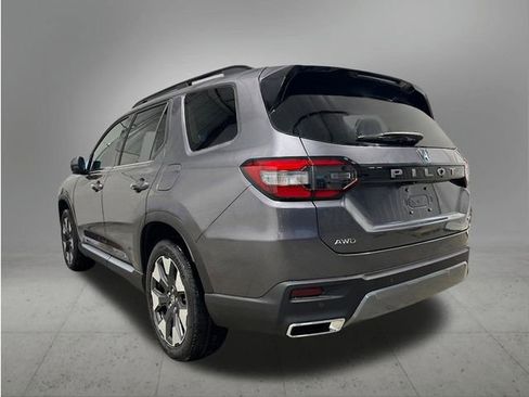 New 2026 Honda Pilot Elite image 3