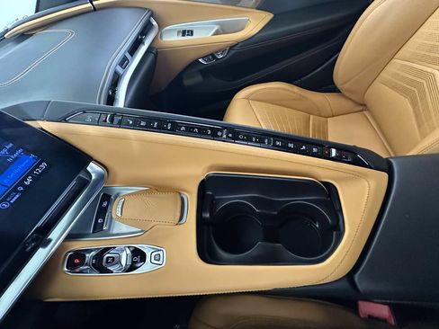 Used 2022 Chevrolet Corvette Stingray Preferred Cpe w/ Z51 Performance Package RWD image 42