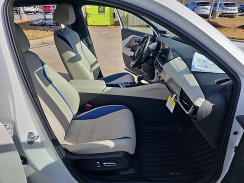 Certified 2025 Acura ADX A-Spec image 10