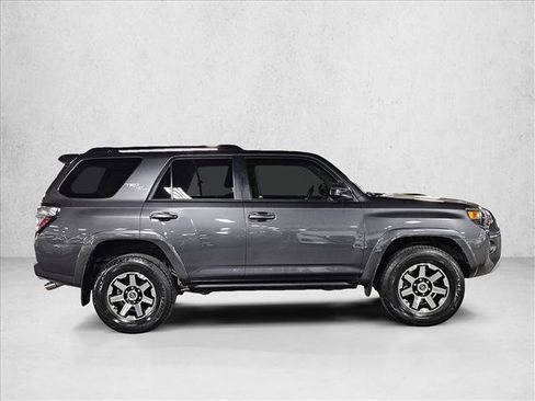 Used 2020 Toyota 4Runner TRD Off-Road AWD/4WD image 4