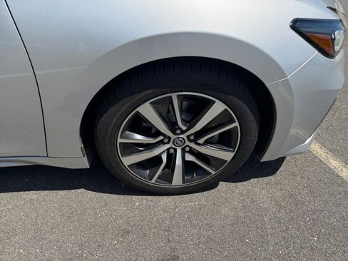 Used 2019 Nissan Maxima 3.5 SL w/ Floor Mat Group FWD image 25