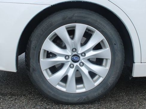 Used 2016 Subaru Legacy 2.5i Premium w/ Moonroof Package AWD/4WD image 36