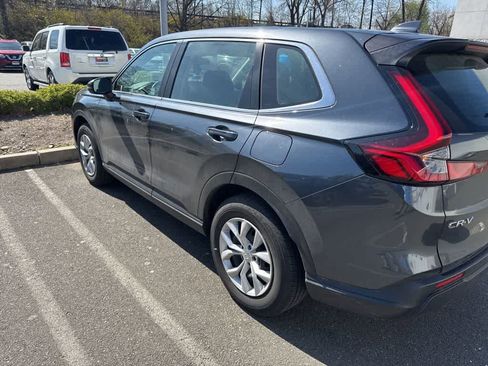 Used 2023 Honda CR-V LX image 27