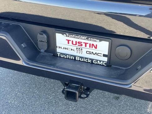 New 2026 GMC Sierra 1500 Elevation image 29