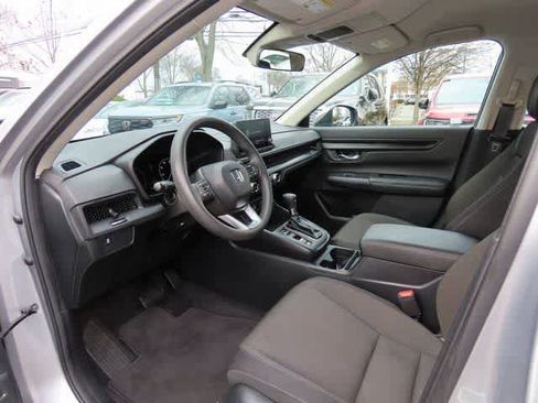 Used 2023 Honda CR-V LX image 2