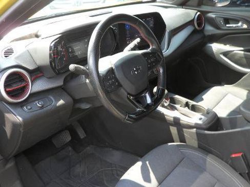 Used 2024 Chevrolet Trax RS w/ Driver Confidence Package FWD image 19