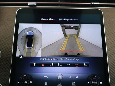 Used 2024 Mercedes-Benz EQE 350+ 4MATIC Sedan w/ Pinnacle Trim Package image 18