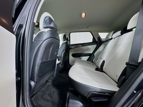 Used 2023 Kia Sportage EX FWD image 24