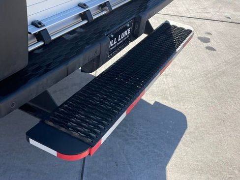 Used 2024 RAM ProMaster 3500 w/ Delivery Van Package image 9