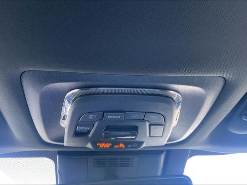 New 2026 Toyota C-HR AWD/4WD image 18