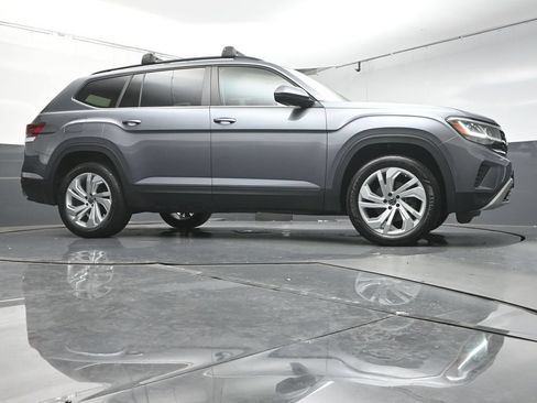 Used 2022 Volkswagen Atlas SE FWD image 32