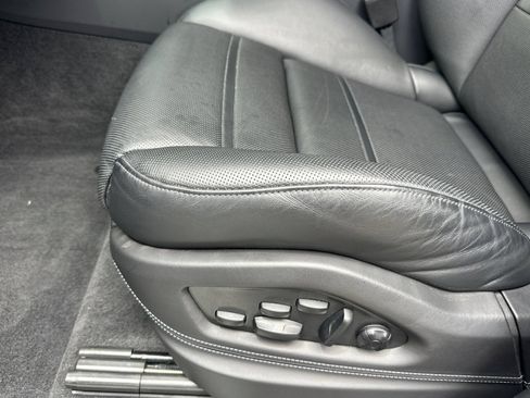 Certified 2024 Porsche Cayenne Turbo GT AWD/4WD image 14