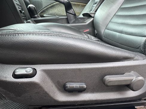 Used 2008 Ford Mustang GT image 31