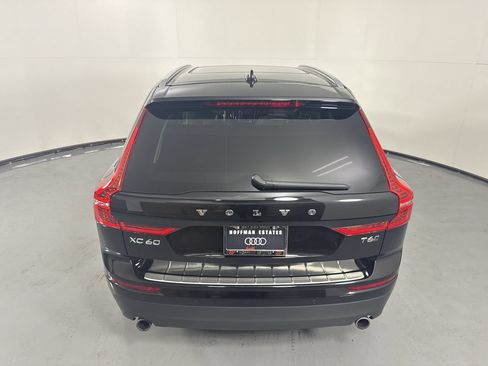 Used 2019 Volvo XC60 T6 Momentum w/ Multimedia Package AWD/4WD image 6