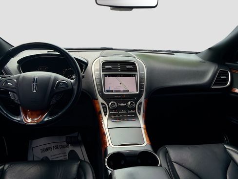 Used 2018 Lincoln MKX Reserve w/ Driver Assistance Package FWD image 23