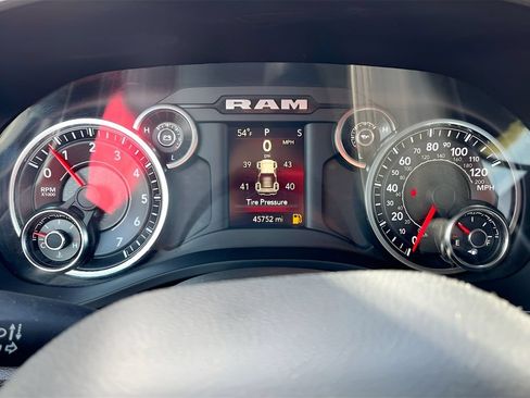 Used 2021 RAM 1500 Lone Star RWD image 12