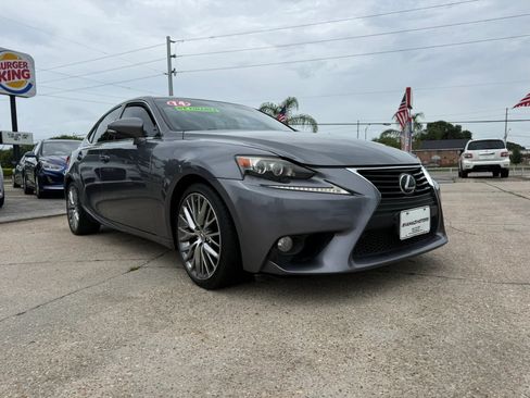 Used 2014 Lexus IS 250 w/ Navigation Package RWD image 3