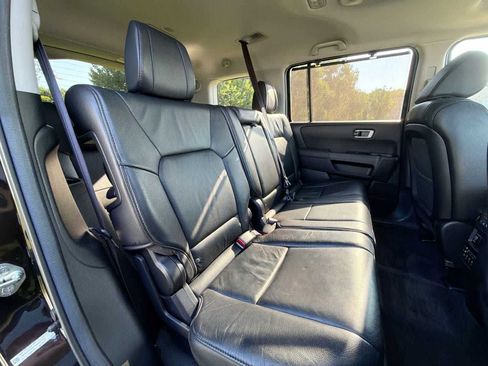 Used 2013 Honda Pilot Touring image 18