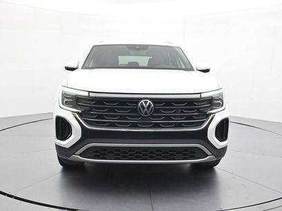 Used 2024 Volkswagen Atlas Cross Sport SE