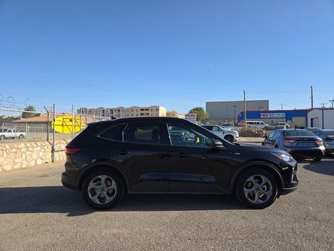 Used 2025 Ford Escape ST-Line image 2