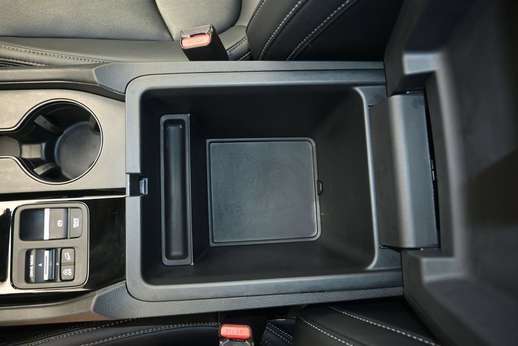 Used 2025 Honda Pilot EX-L image 19