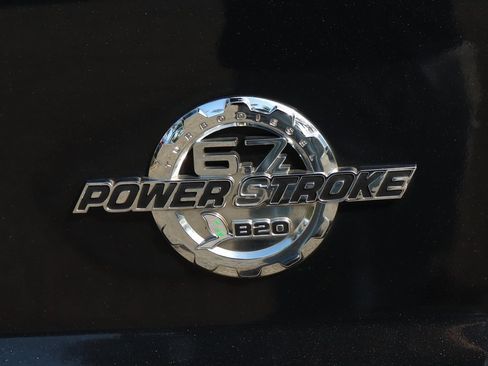 Used 2013 Ford F250 Lariat w/ FX4 Off Road Pkg image 50