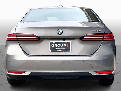 Used 2026 BMW 530i image 4