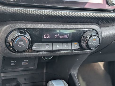 Used 2022 Nissan Kicks SV FWD image 17