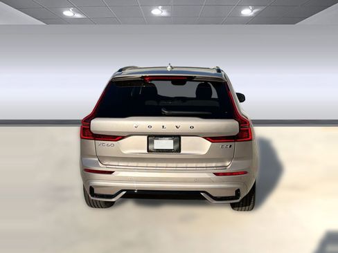 New 2026 Volvo XC60 B5 Plus w/ Protection Package Premier image 10