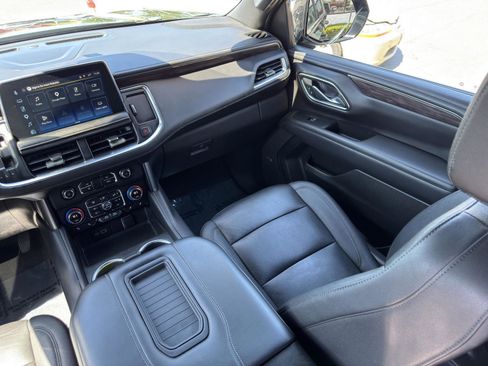 Used 2023 Chevrolet Suburban LT RWD image 33
