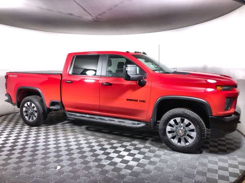 Used 2022 Chevrolet Silverado 2500 Custom w/ Custom Value Package AWD/4WD image 5