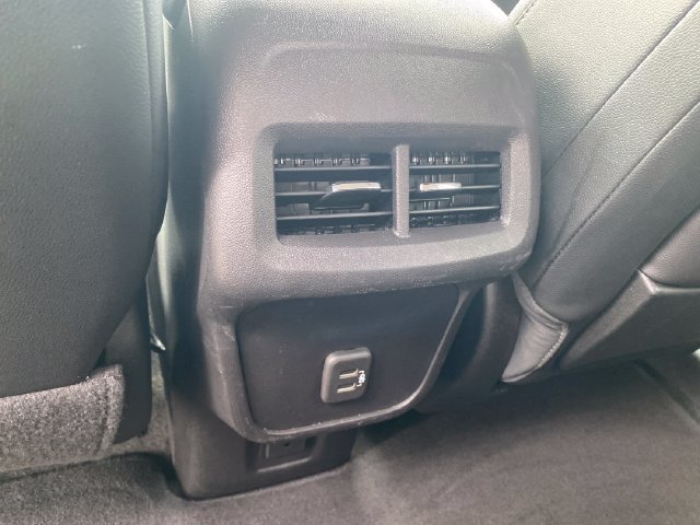 Certified 2024 GMC Terrain SLT FWD image 19