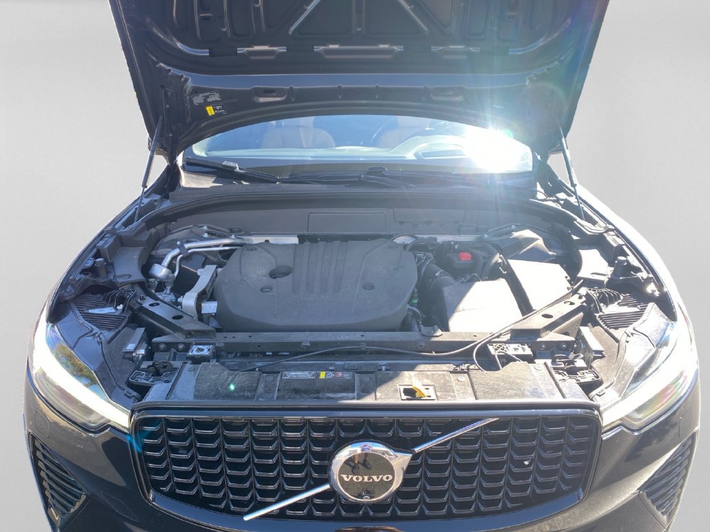 Used 2025 Volvo XC60 B5 Ultra w/ Protection Package Premier AWD/4WD image 29
