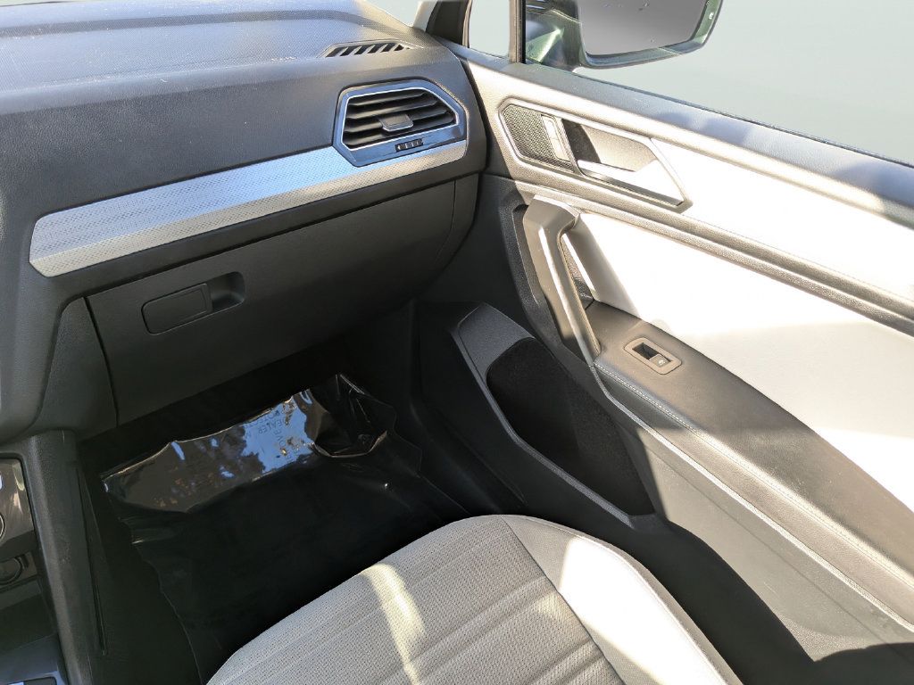 Certified 2023 Volkswagen Tiguan S FWD image 14