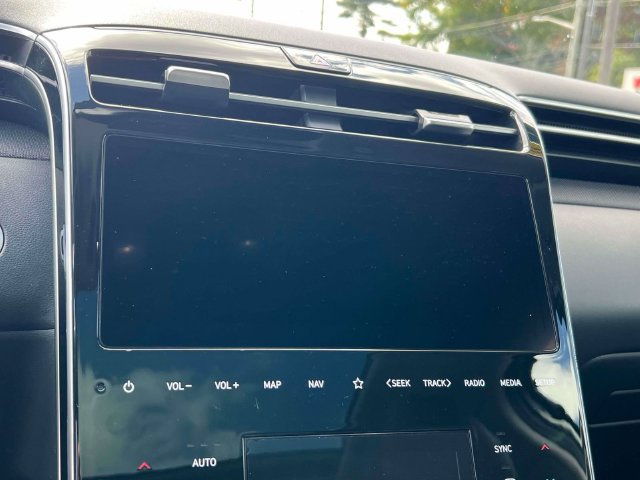 Certified 2023 Hyundai Tucson Limited AWD/4WD image 28