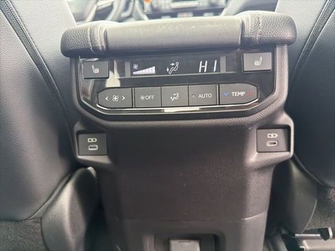 Used 2024 Toyota Grand Highlander Limited image 41