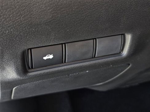 New 2026 Nissan Sentra SR w/ Floor Mat Package image 16