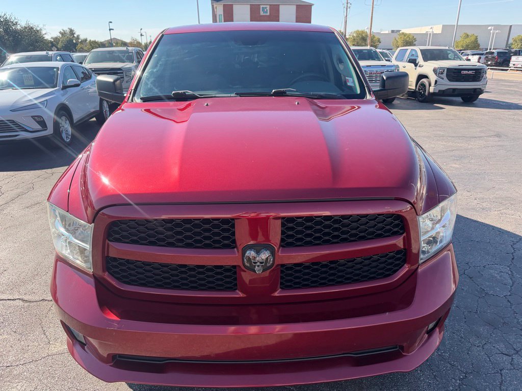 Used 2015 RAM 1500 Express RWD image 9