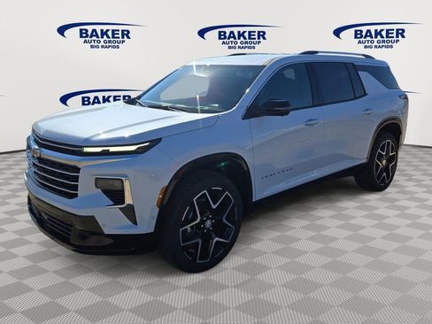 New 2026 Chevrolet Traverse High Country w/ LPO, Floor Liner Package image 3