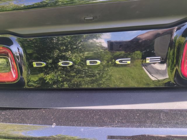 Used 2022 Dodge Challenger SRT Hellcat w/ Plus Package RWD image 29