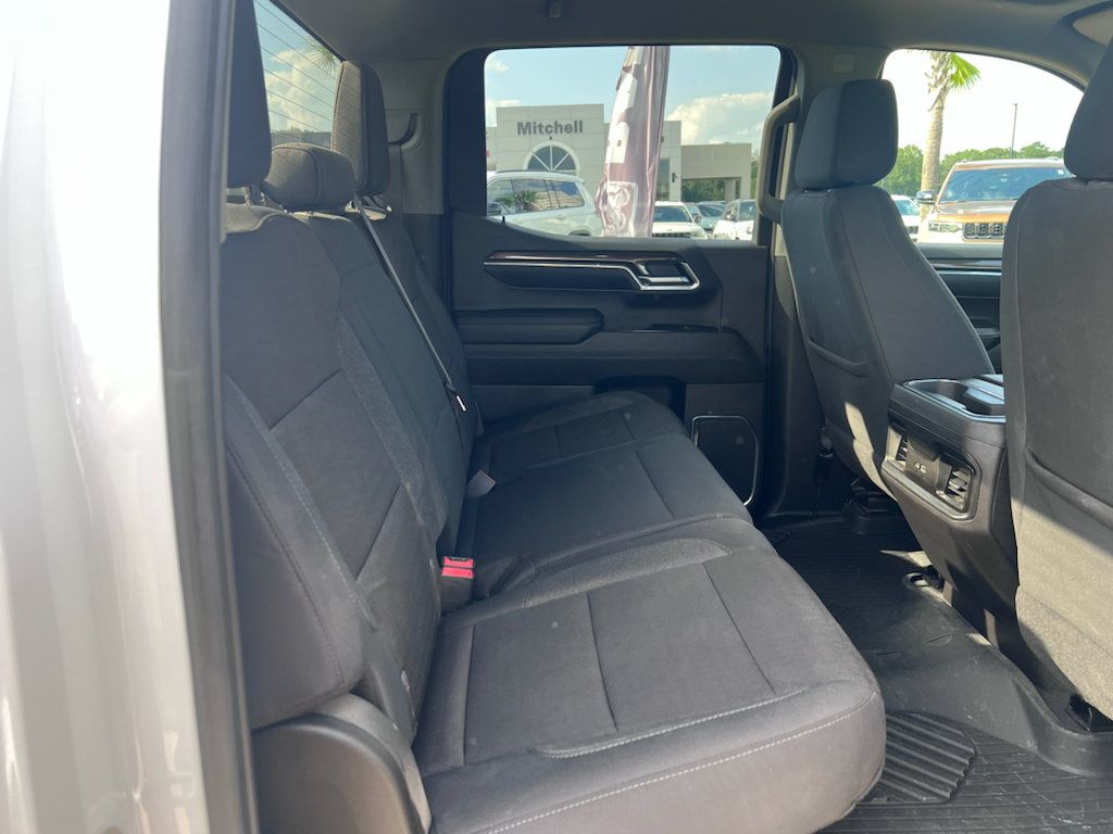 Used 2024 Chevrolet Silverado 1500 LT Trail Boss w/ Protection Package AWD/4WD image 13