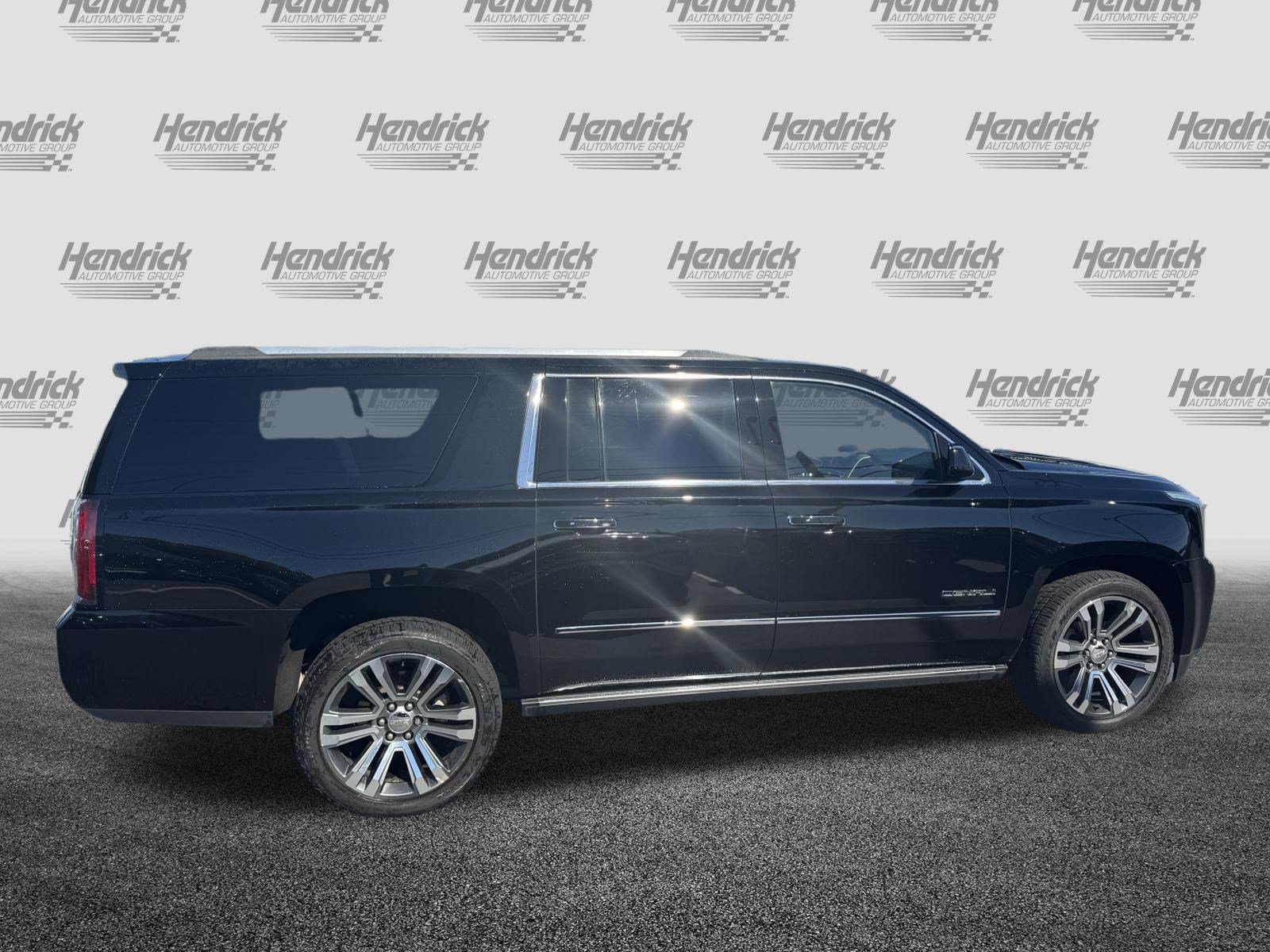 Used 2019 GMC Yukon XL Denali w/ Denali Ultimate Package RWD image 11