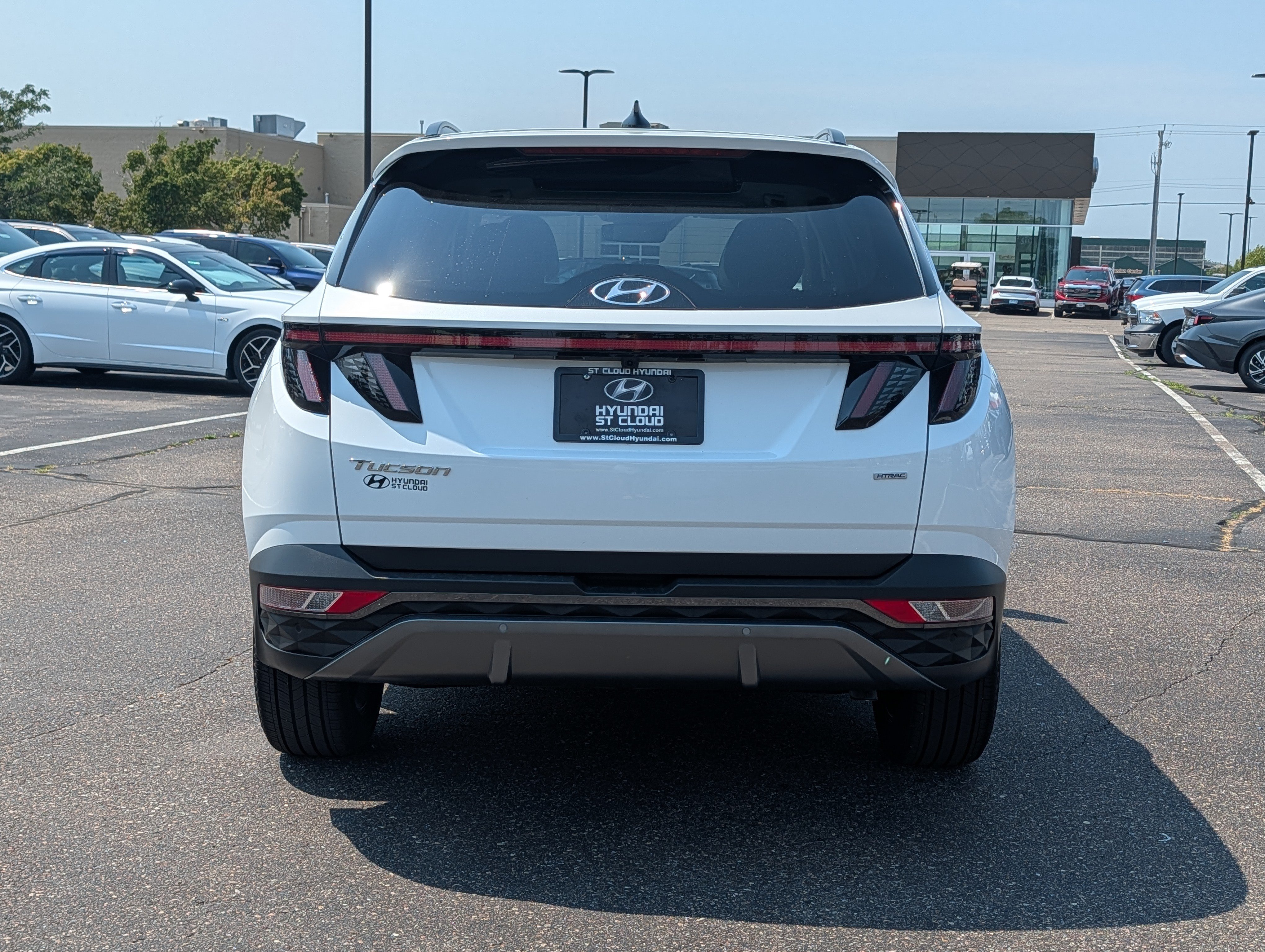 Used 2024 Hyundai Tucson Limited AWD/4WD image 4