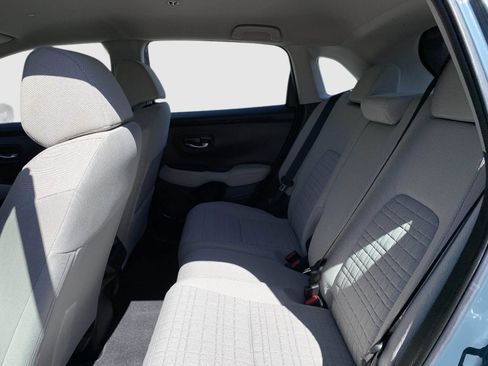 Certified 2023 Honda HR-V LX image 40