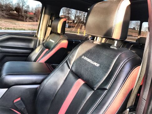 Used 2020 Ford F150 Lariat w/ Equipment Group 502A Luxury image 11