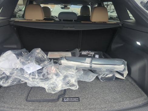 New 2026 Volkswagen Atlas Cross Sport SE image 29