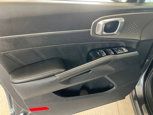 Certified 2022 Kia Sorento SX AWD/4WD image 7