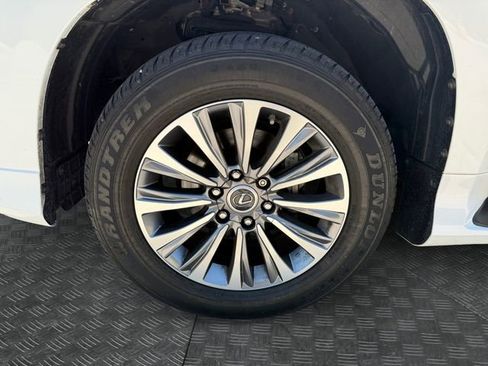 Used 2020 Lexus GX 460 Luxury w/ Accessory Package AWD/4WD image 14