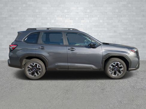 Certified 2025 Subaru Forester image 4