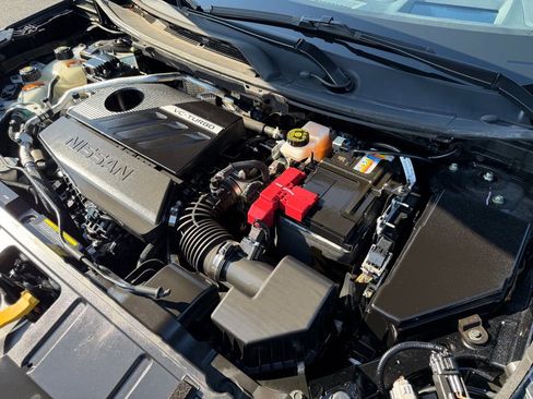 Used 2025 Nissan Rogue SL w/ Tech Package FWD image 45